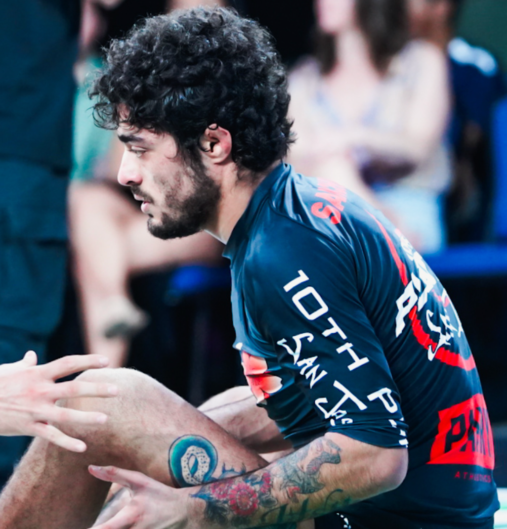 Alan Sanchez Pro Model - 10th Planet San Jose Rashguard